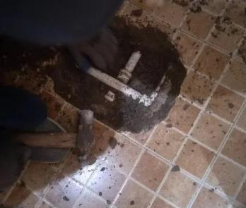 卢氏卫生间漏水维修公司为您分享下卫生间渗水如何处理及注意事项